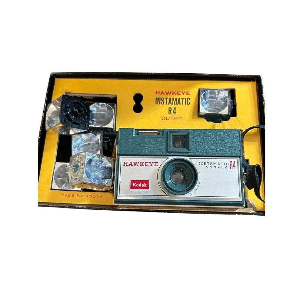 Vintage Kodak Hawkeye Instamatic R4 A74R Film Color camera Orig Box UNTESTED